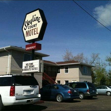 Skyline Court Motel Hermantown Exterior photo