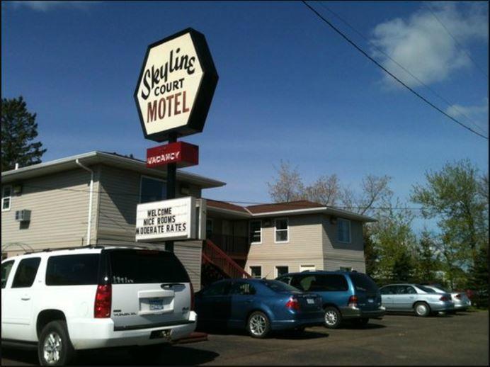Skyline Court Motel Hermantown Exterior photo